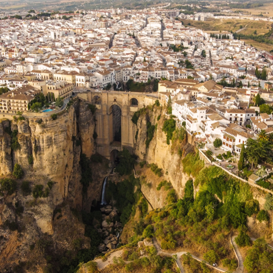 Málaga - Visita Ronda, Marbella y Reserva Tauro Toro