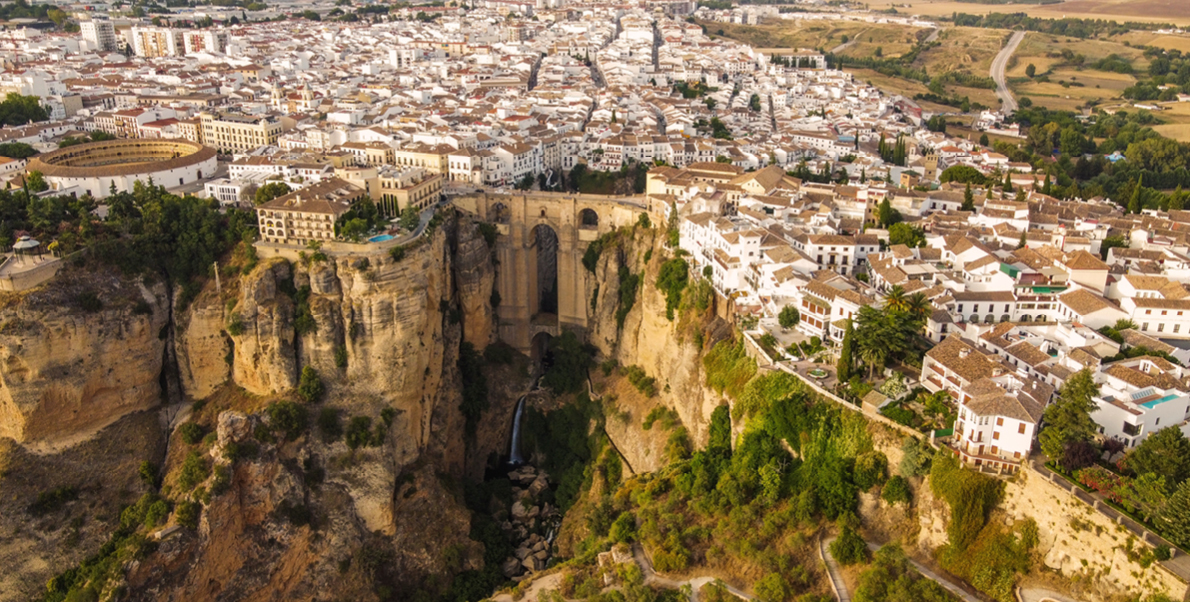 Málaga - Visita Ronda, Marbella y Reserva Tauro Toro